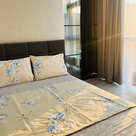 Flat Near The Sea * Odessa